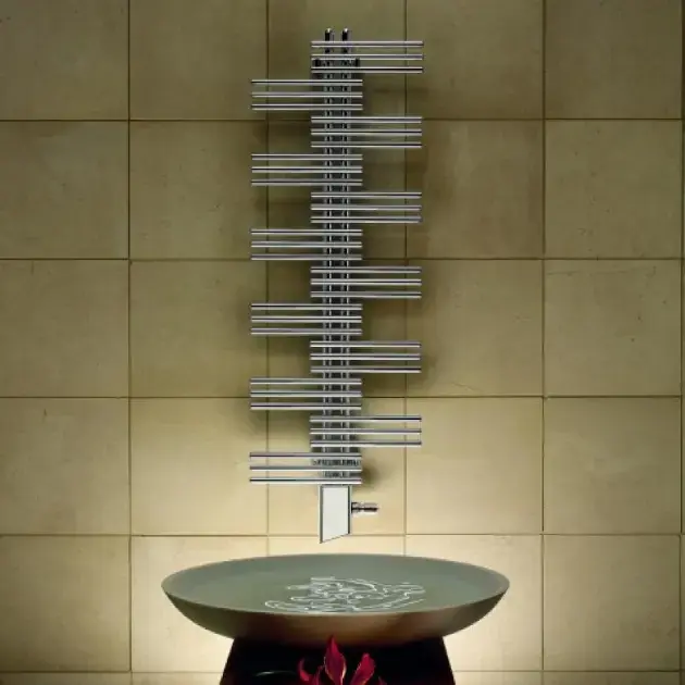 Expressz szállítás Zehnder Yucca - Fürdőszobai radiátor 1340x600 mm, középcsatlakozó 50 mm, egysoros, krómozott YSC-130-060